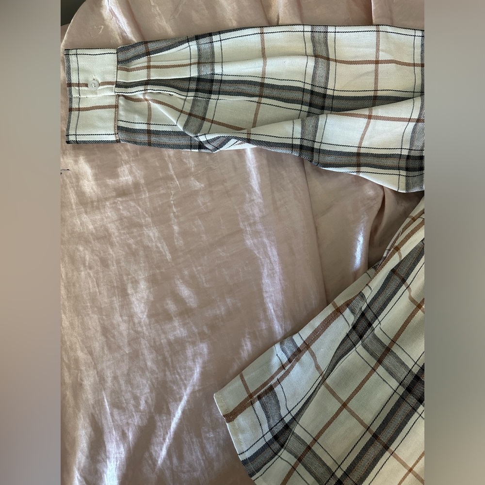 Flannel - Picture 3 of 4